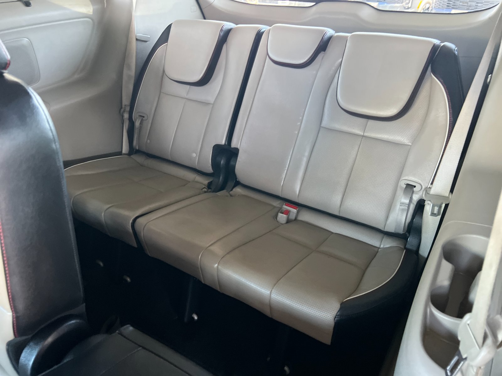 Used 2019 Kia Sedona EX FWD image 14