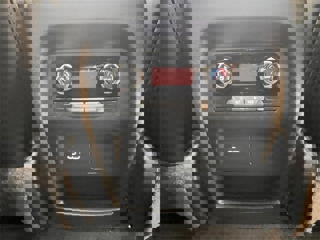 Certified 2025 Buick Enclave Preferred image 11