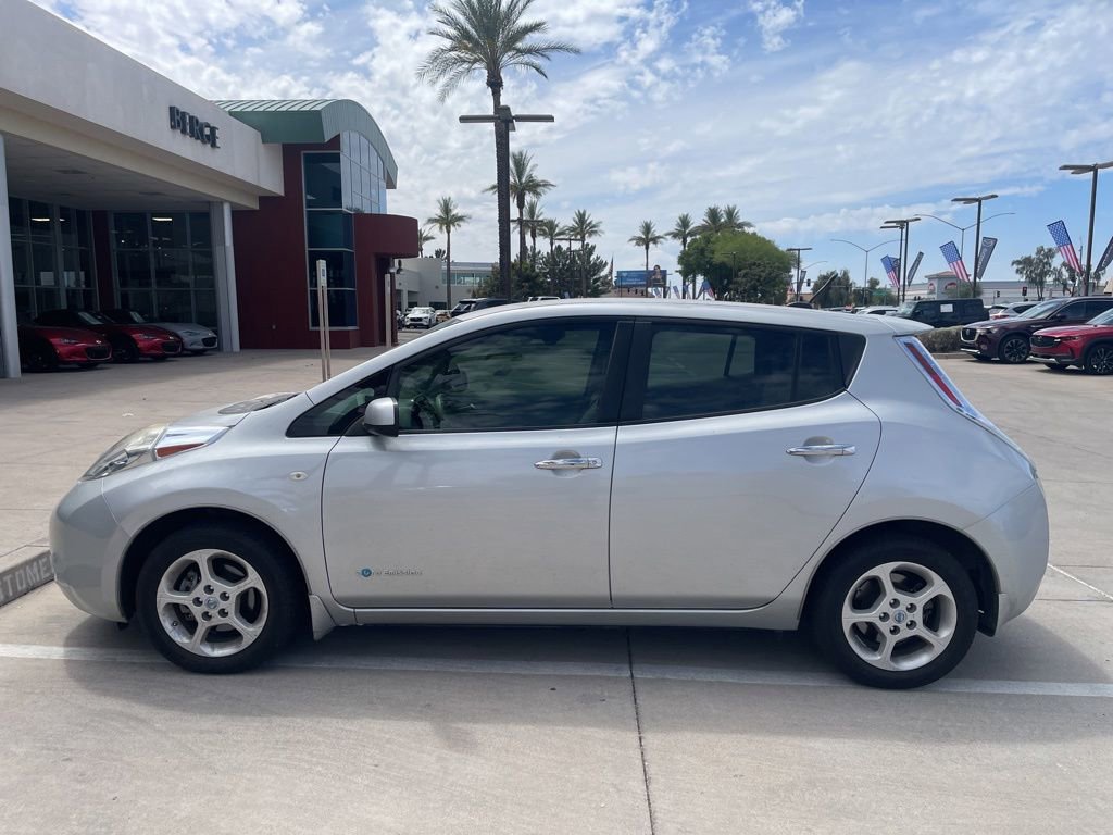 Used 2012 Nissan Leaf SL FWD image 8