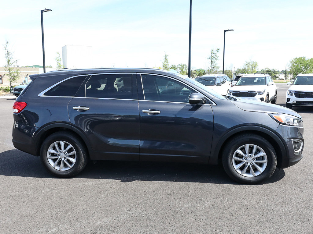 Used 2018 Kia Sorento LX FWD image 8