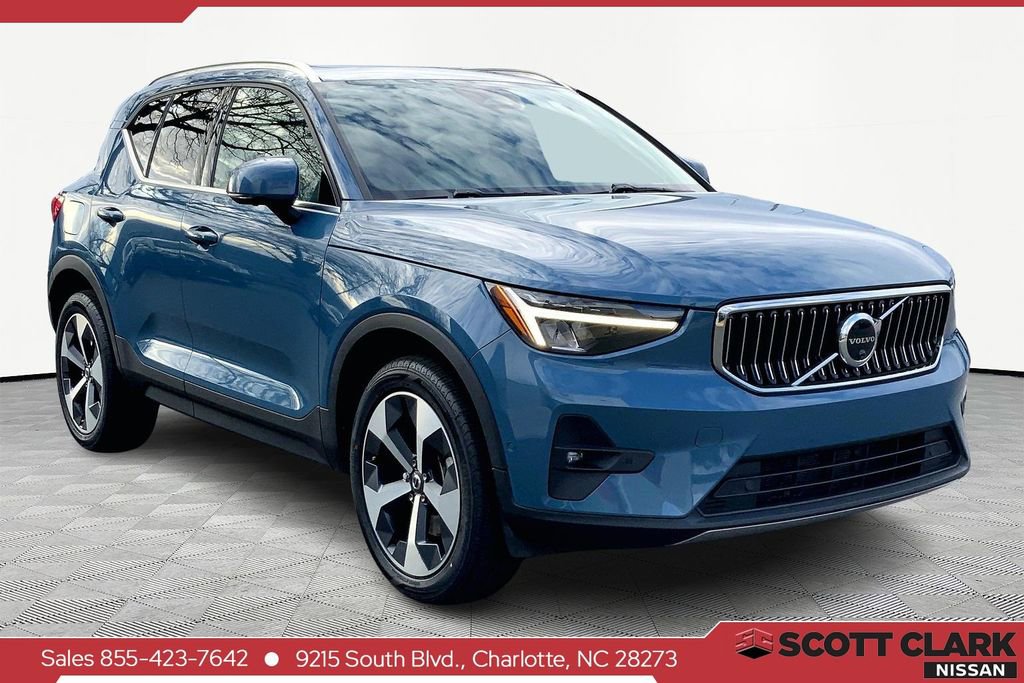 Used 2023 Volvo XC40 B5 Plus w/ Driver Assist Package