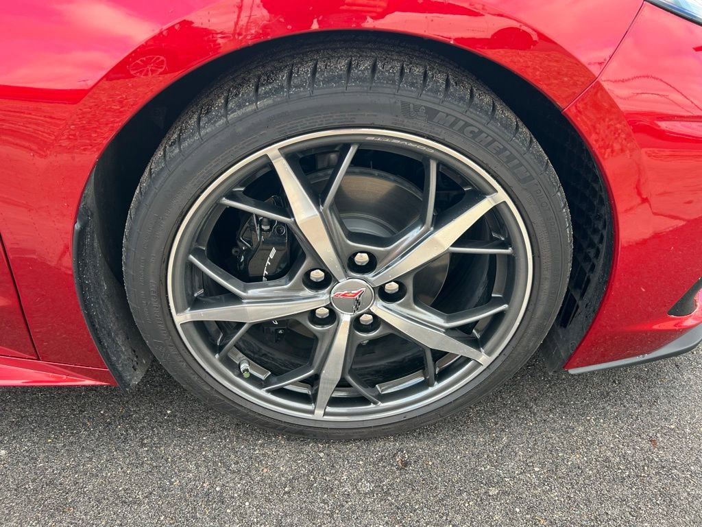 Used 2023 Chevrolet Corvette Stingray Premium Cpe w/ Body-Color Dual Roof Package image 12