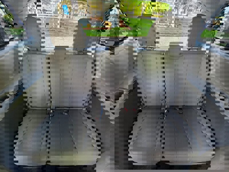 Used 2014 Toyota Sienna XLE image 17