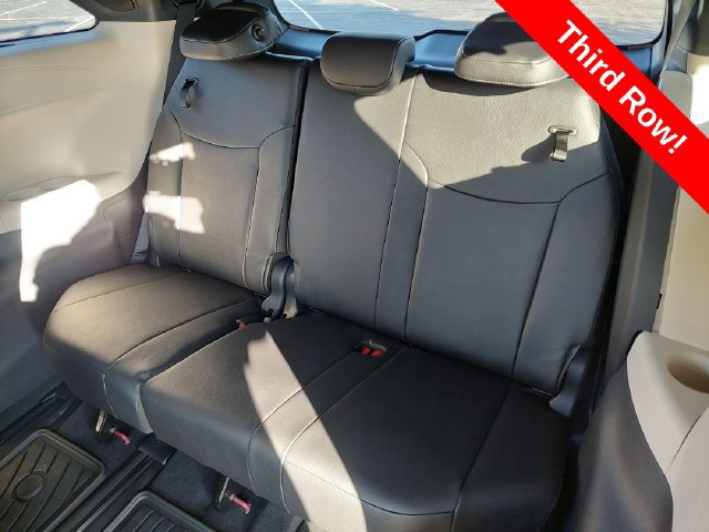 Used 2026 Toyota Sienna Limited AWD/4WD image 29