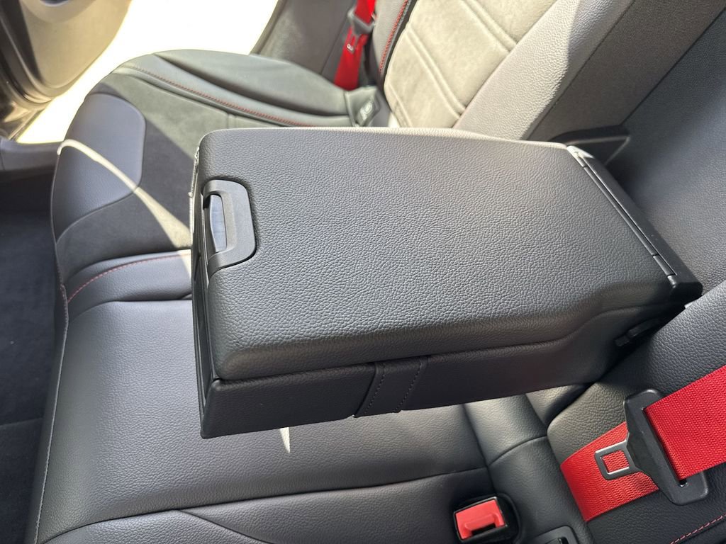 Used 2022 Mercedes-Benz GLC 43 AMG 4MATIC image 38