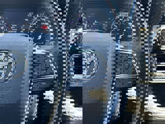 Used 2022 Toyota Highlander XSE image 10