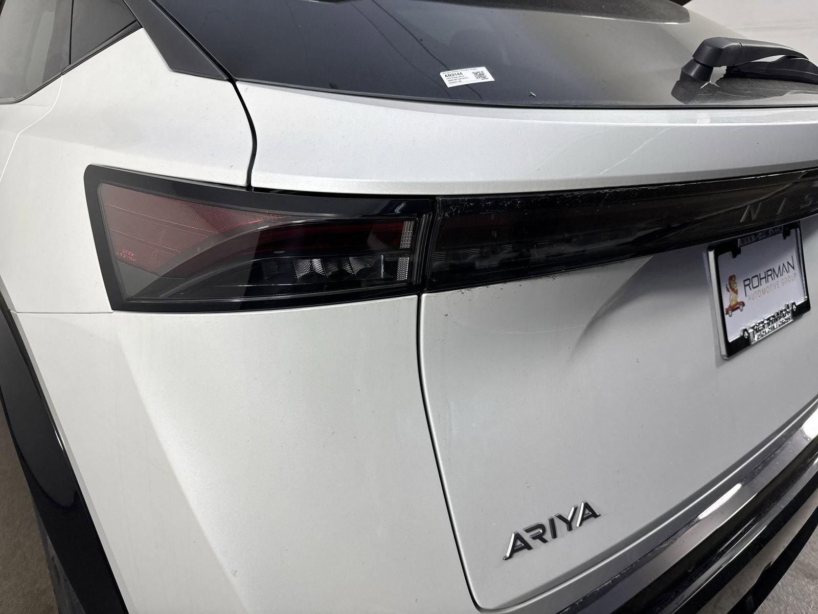 New 2025 Nissan Ariya AWD image 30