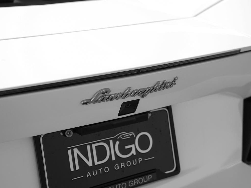 Used 2014 Lamborghini Aventador LP 700-4 image 45