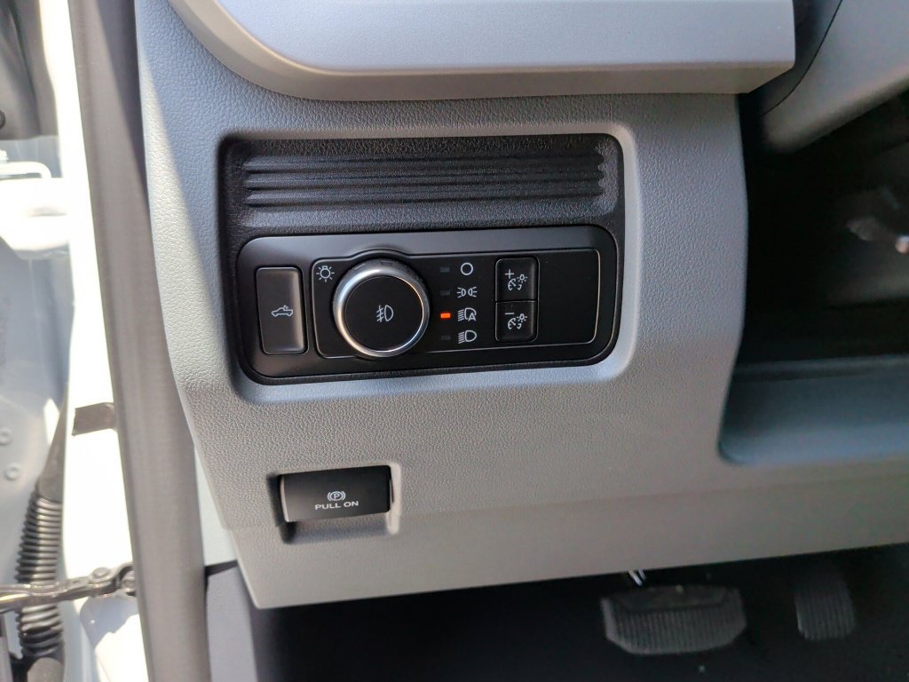 New 2026 Ford F350 XLT AWD/4WD image 15