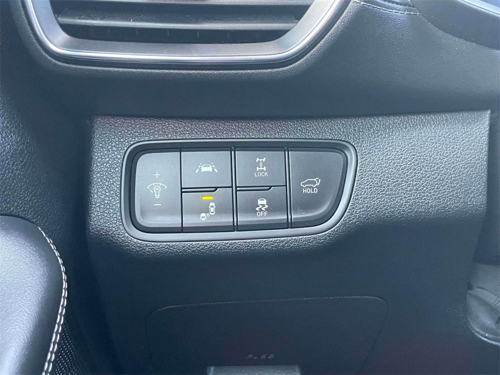 Used 2020 Hyundai Santa Fe Limited image 21