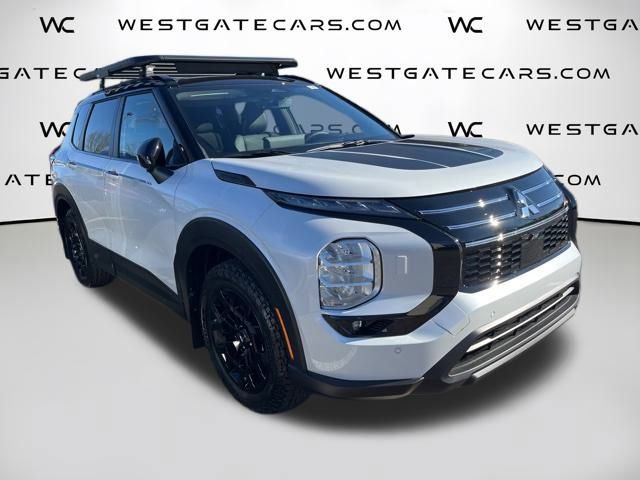 New 2026 Mitsubishi Outlander Trail Edition image 4