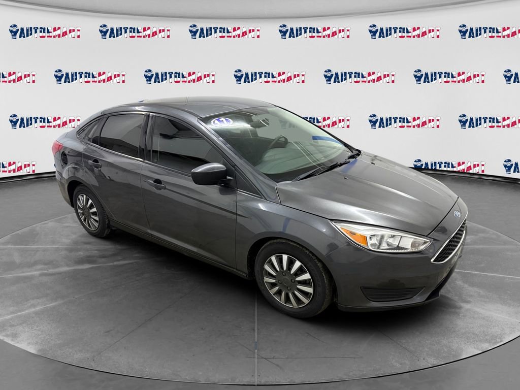 Used 2017 Ford Focus S image 2