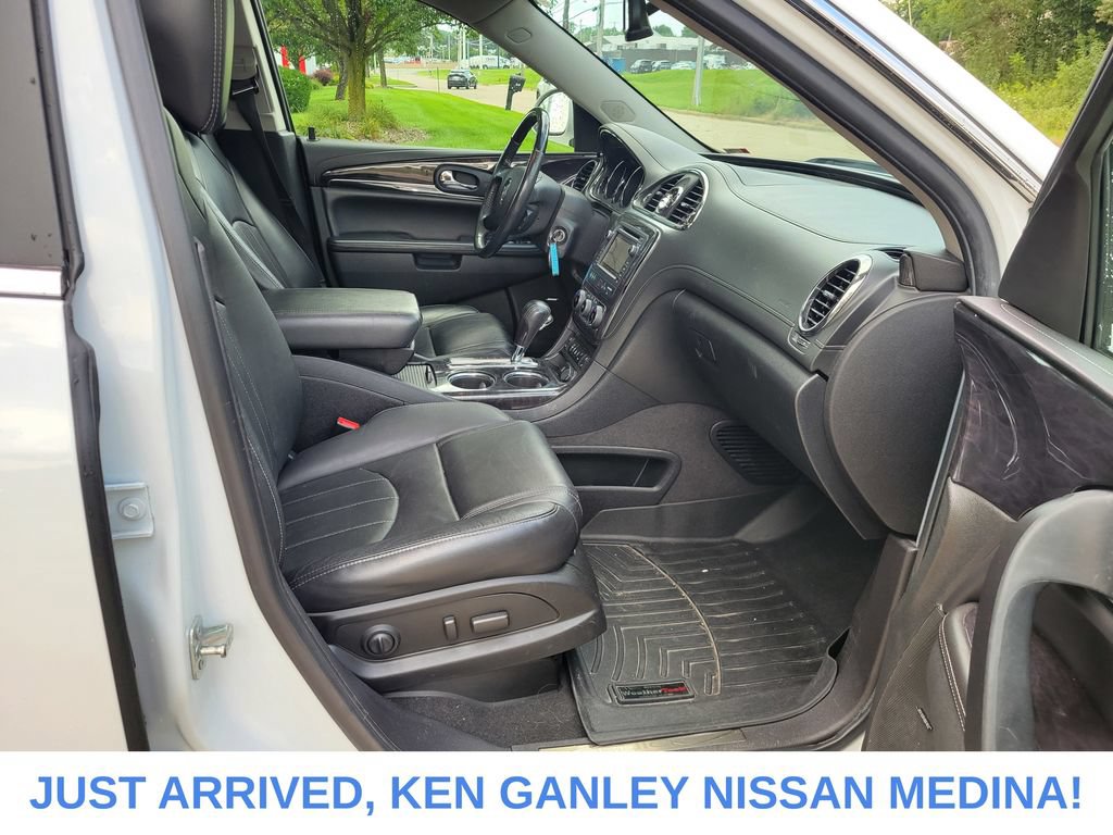 Used 2017 Buick Enclave Premium AWD/4WD image 23