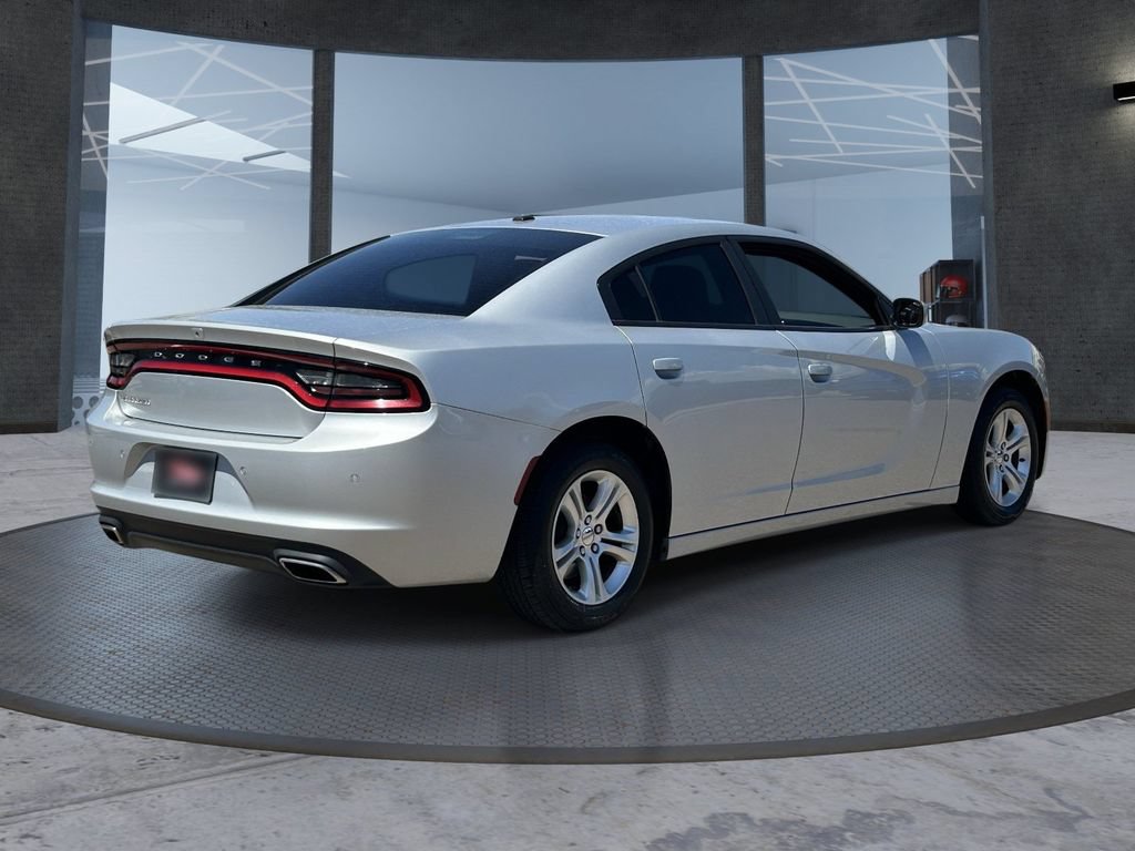 Used 2022 Dodge Charger SXT w/ Driver Convenience Group RWD image 6