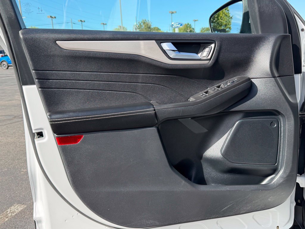 Certified 2021 Ford Escape SE FWD image 22