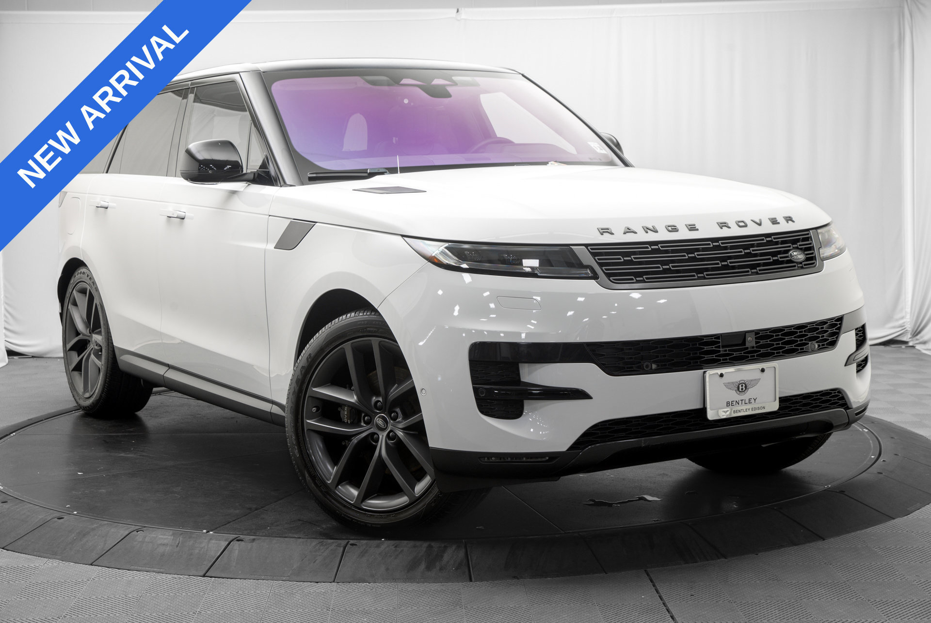 Used 2023 Land Rover Range Rover Sport SE