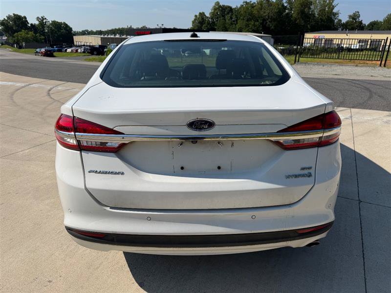 Used 2017 Ford Fusion SE w/ Equipment Group 602A FWD image 6