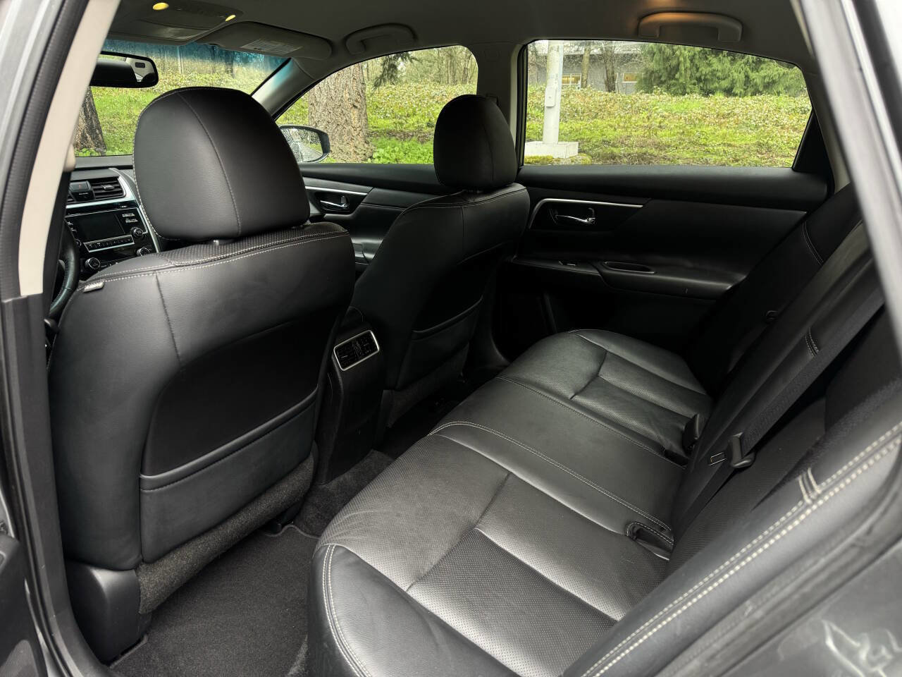 Used 2018 Nissan Altima 2.5 SL FWD image 14