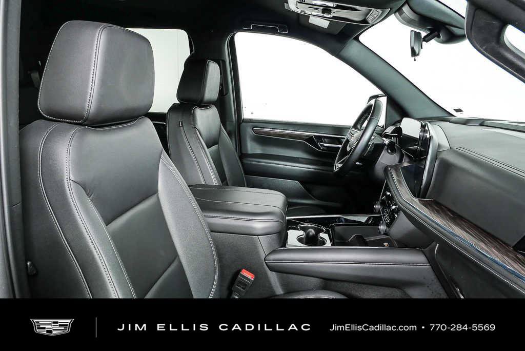 Used 2025 Chevrolet Tahoe LT RWD image 22