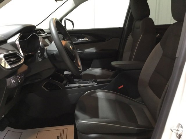 Used 2023 Chevrolet TrailBlazer LT image 29