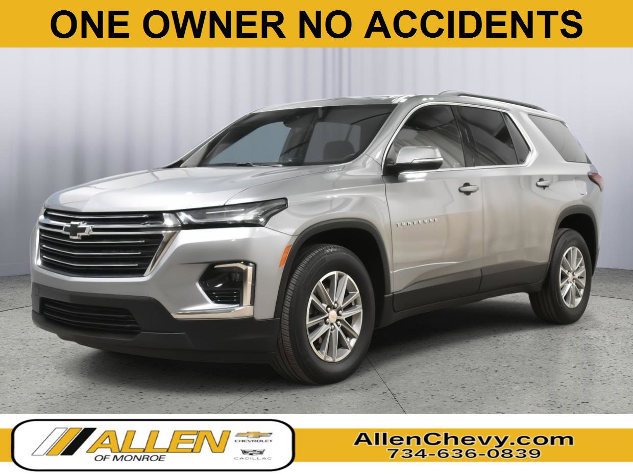 Used 2023 Chevrolet Traverse LT FWD image 1