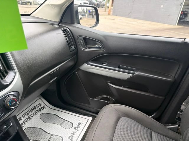 Used 2017 Chevrolet Colorado LT w/ LT Convenience Package RWD image 32