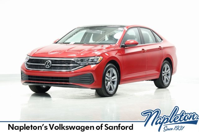 New 2024 Volkswagen Jetta SE w/ Panoramic Sunroof Package