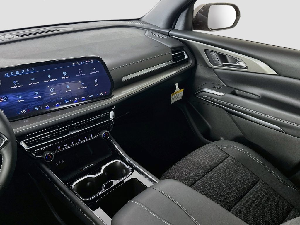 New 2027 Chevrolet Traverse LT w/ Sun and Wheel Package FWD image 26