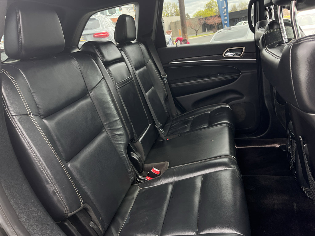 Used 2017 Jeep Grand Cherokee Limited AWD/4WD image 18
