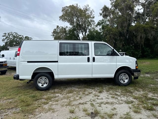 New 2025 Chevrolet Express 2500 Work Van 3D Cargo Van w/ Driver Convenience Package RWD image 17