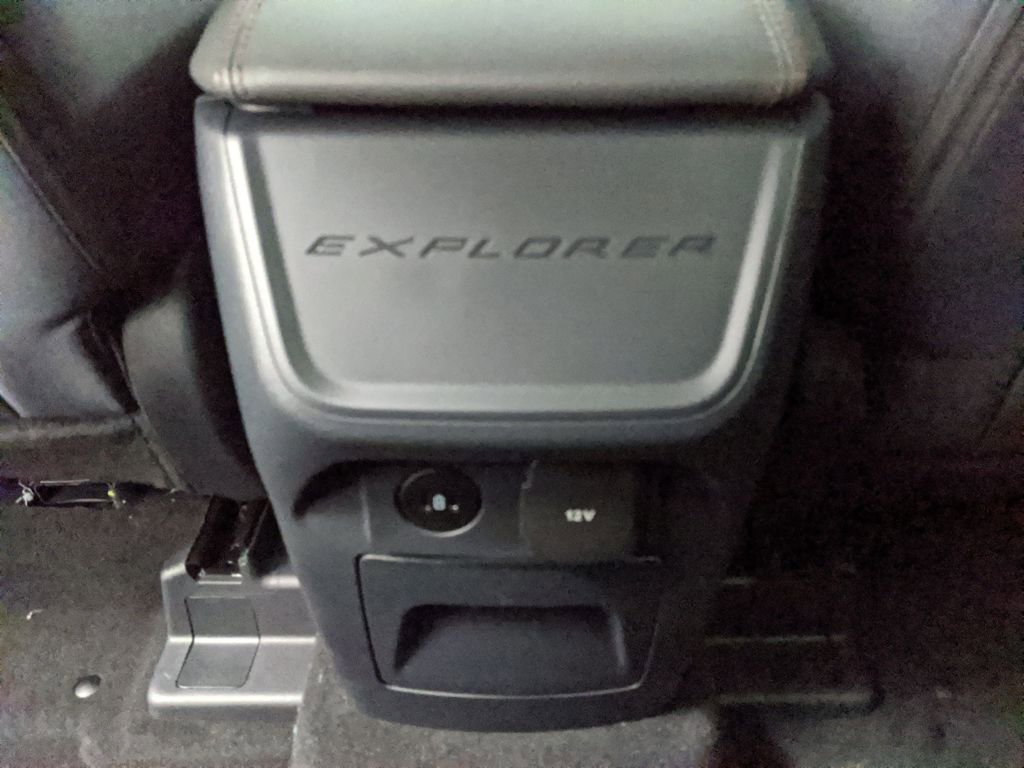 New 2025 Ford Explorer Active image 19