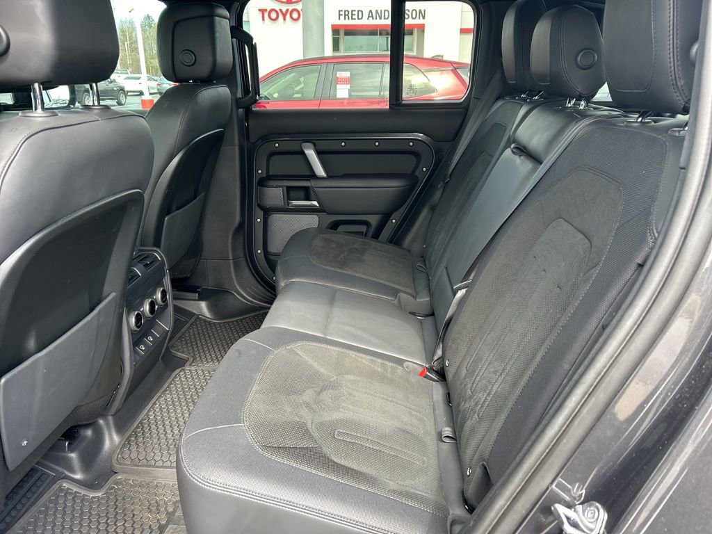 Used 2023 Land Rover Defender 110 V8 image 14