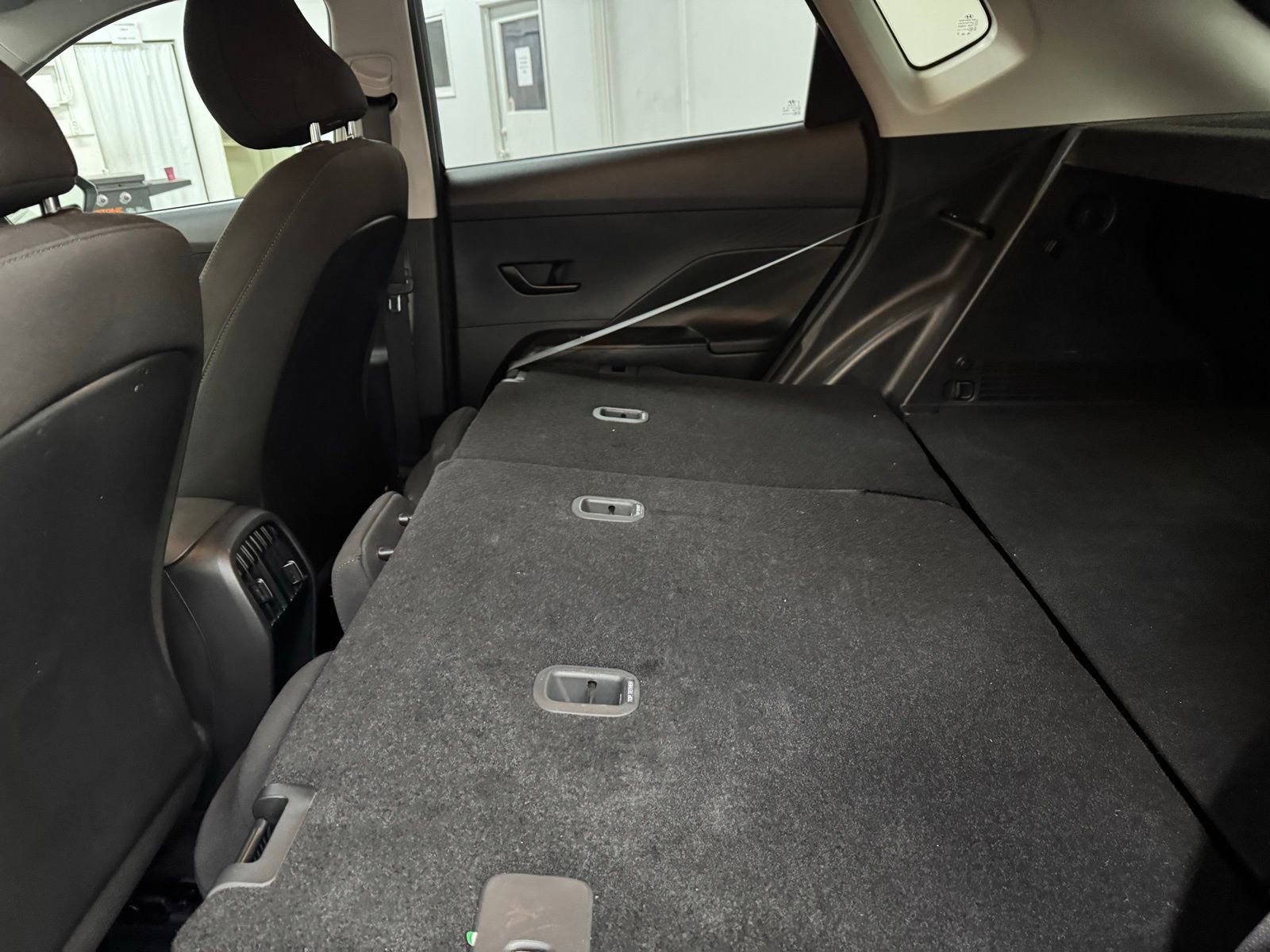 Used 2025 Hyundai Kona SEL image 26