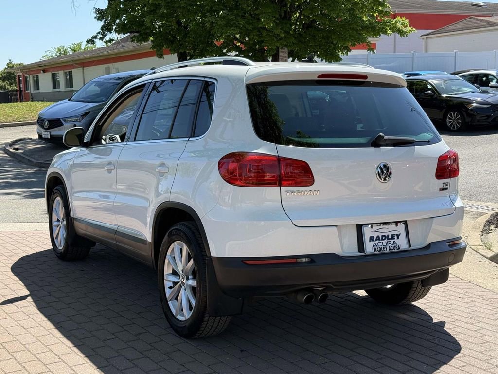 Used 2017 Volkswagen Tiguan Wolfsburg Edition AWD/4WD image 4