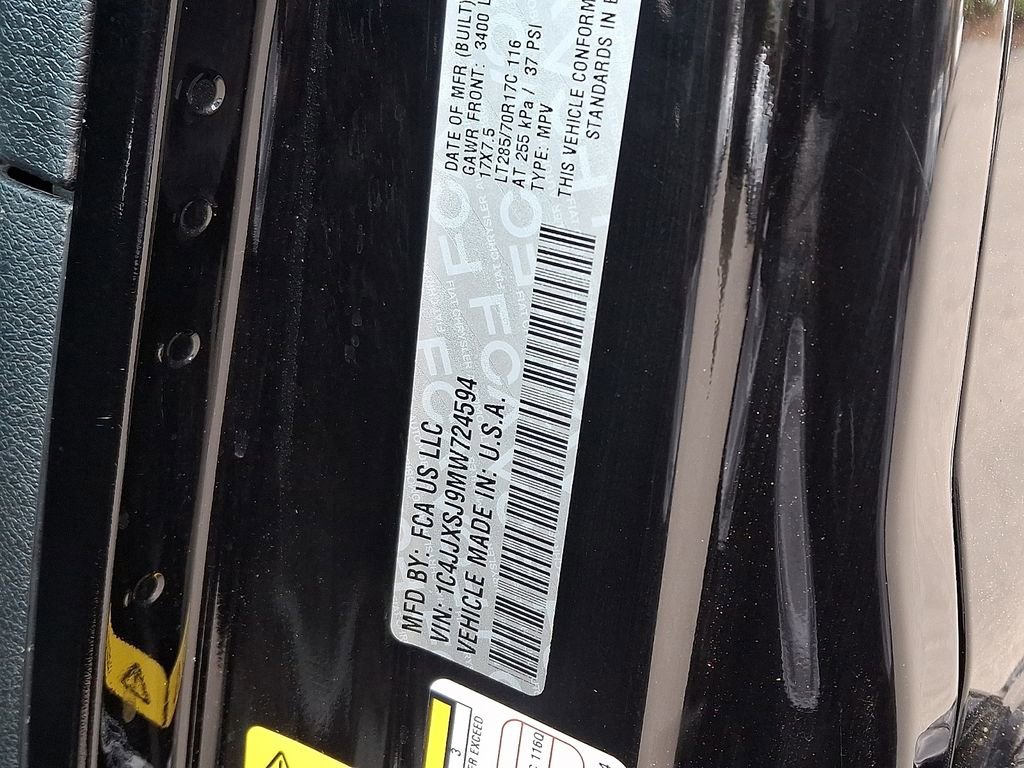 Used 2021 Jeep Wrangler Unlimited Rubicon w/ Trailer Tow Package AWD/4WD image 27