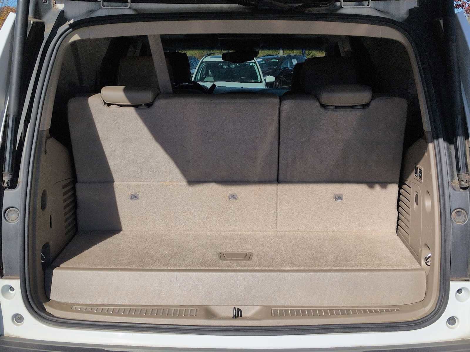 Used 2016 Chevrolet Tahoe LTZ image 36