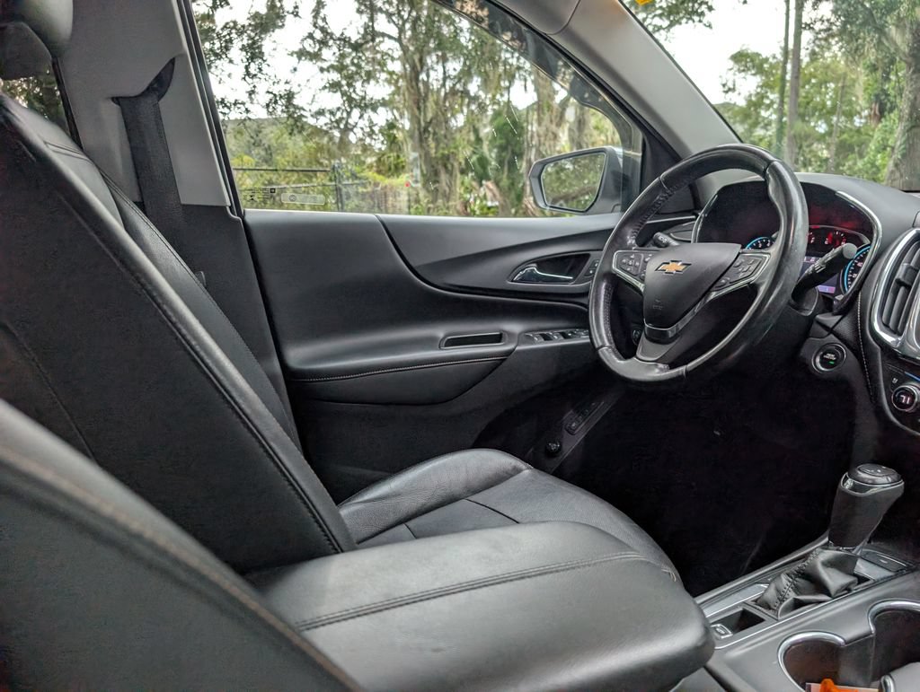 Used 2020 Chevrolet Equinox Premier FWD image 13