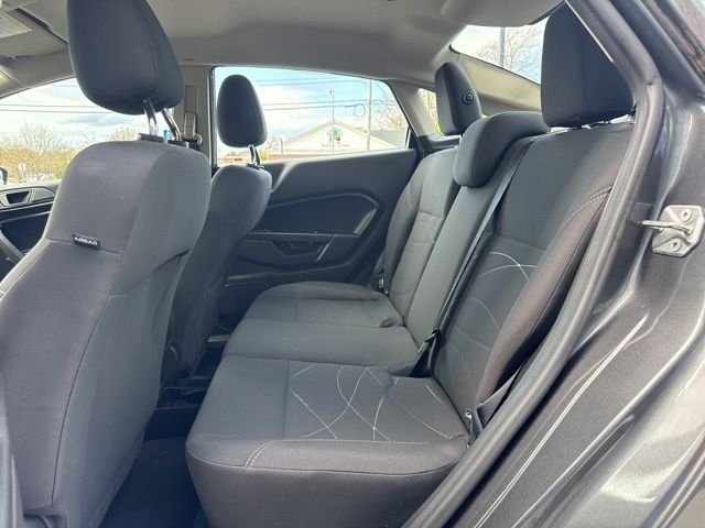 Used 2018 Ford Fiesta SE FWD image 12