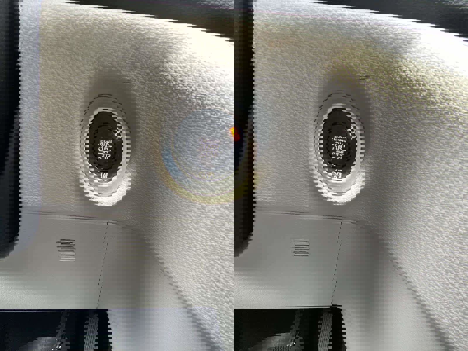 Used 2023 Chrysler Pacifica Touring-L AWD/4WD image 21