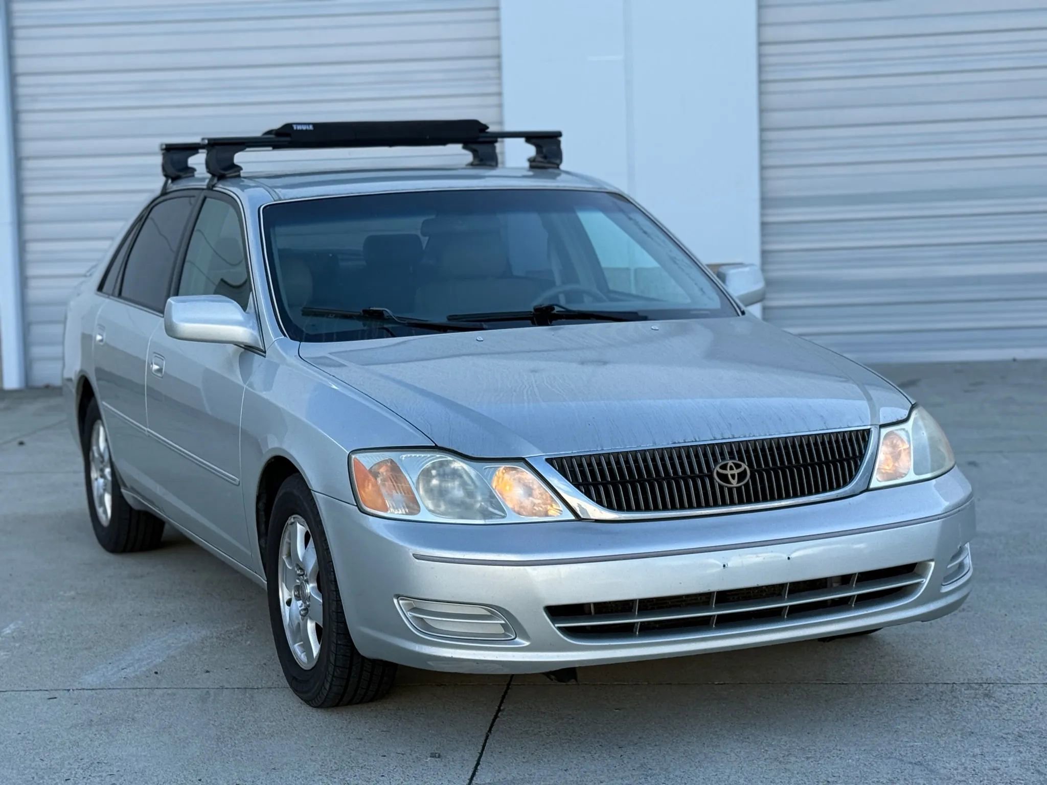 Used 2000 Toyota Avalon XL image 4