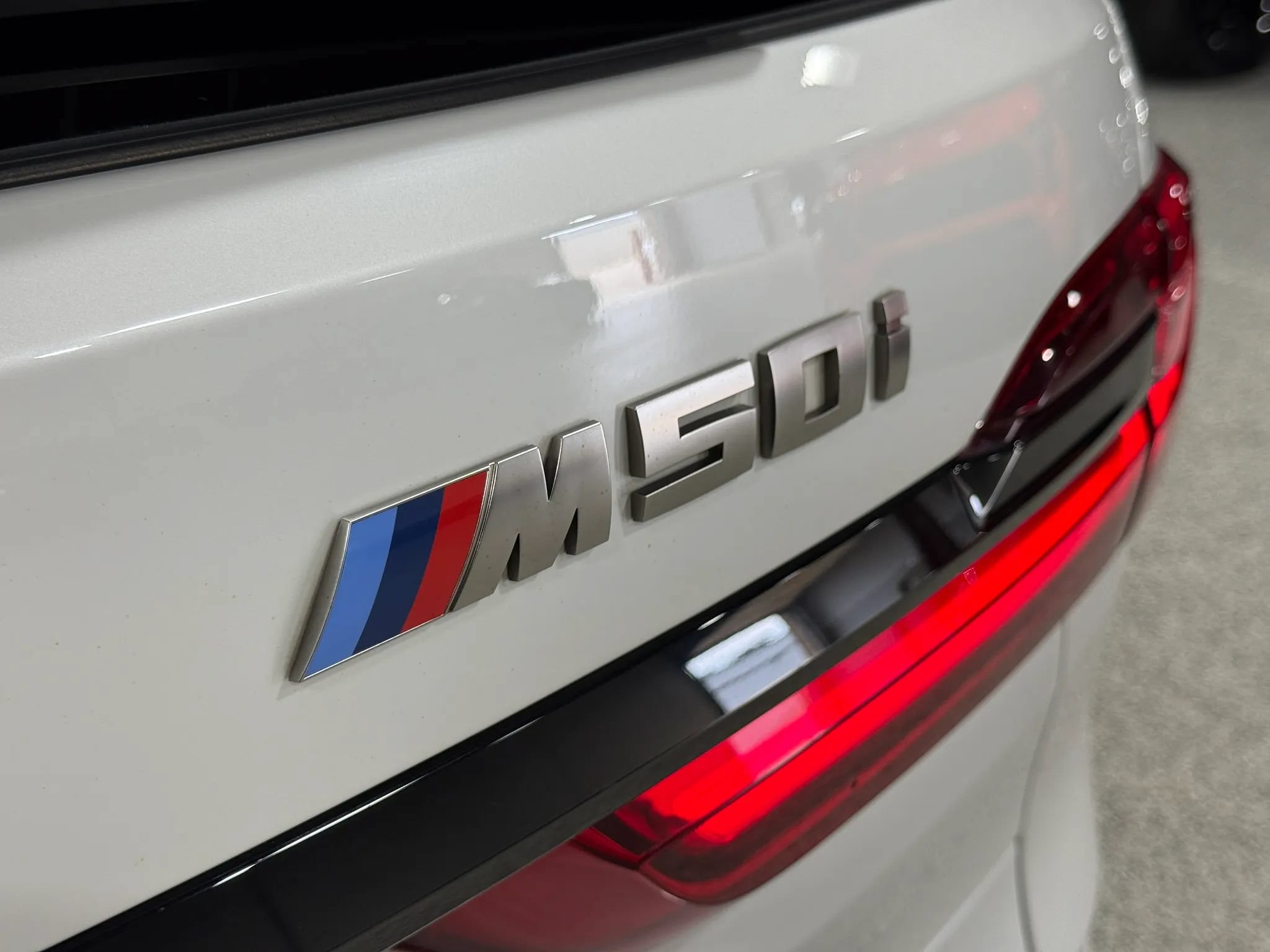 Used 2020 BMW X7 M50i w/ Executive Package AWD/4WD image 93