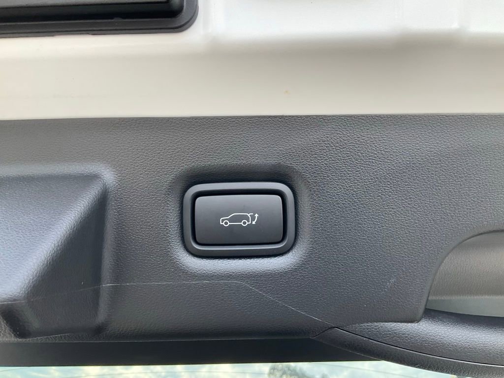 Used 2025 Hyundai Ioniq 5 SEL image 11