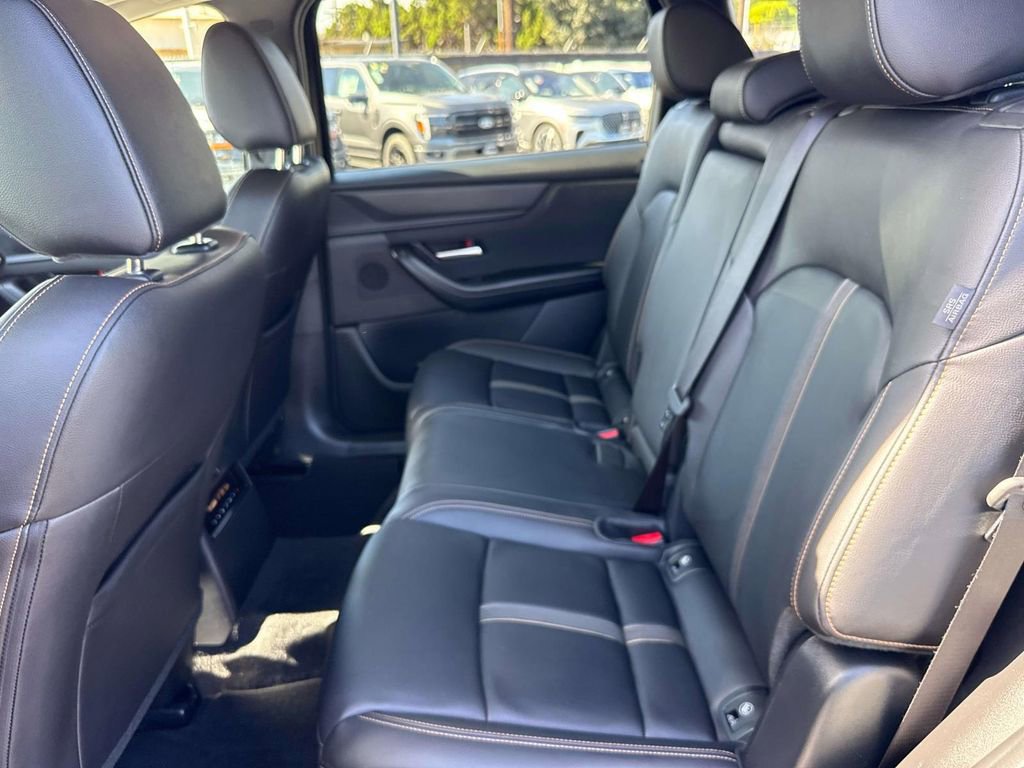 Certified 2025 MAZDA CX-90 3.3 Turbo w/ Select Package image 12