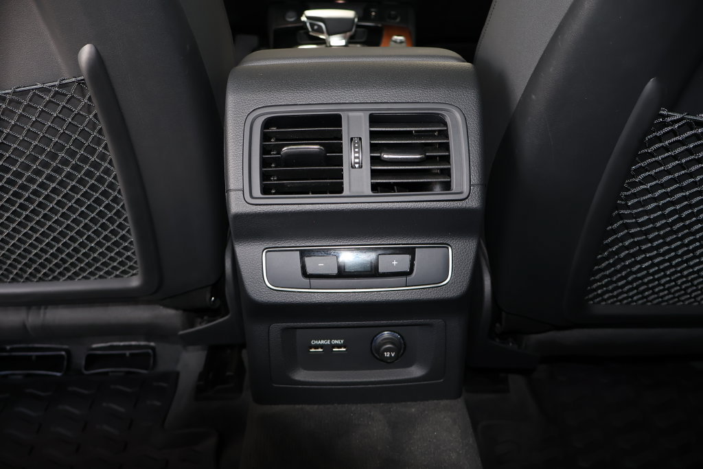 Used 2021 Audi Q5 e Premium Plus w/ Premium Plus Package AWD/4WD image 58