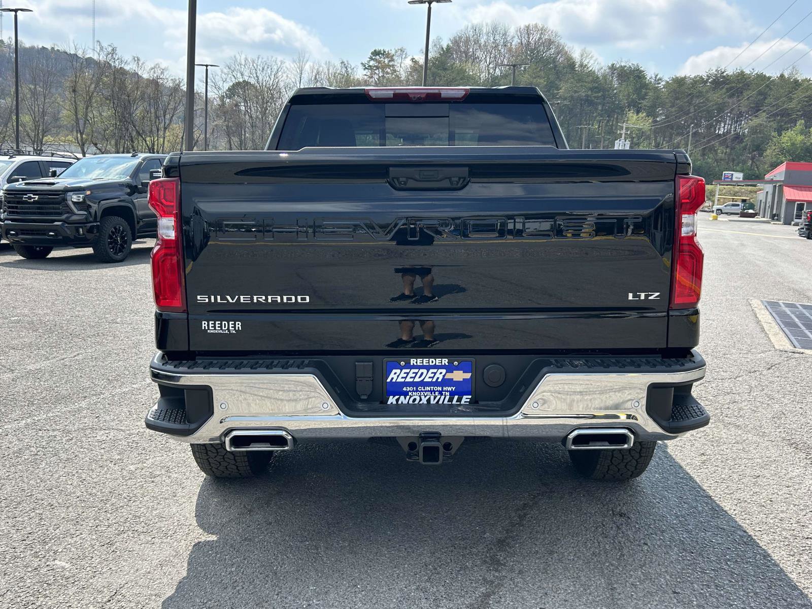 New 2026 Chevrolet Silverado 1500 LTZ w/ LTZ Premium Package image 4