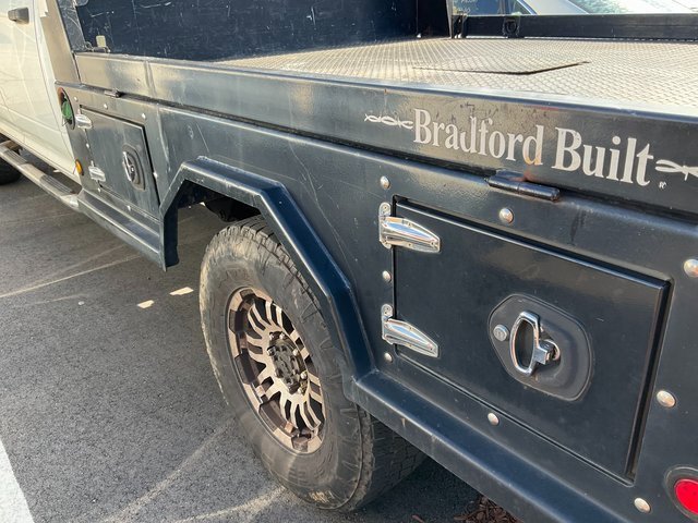 Used 2012 RAM 3500 ST w/ Chrome Appearance Group image 9