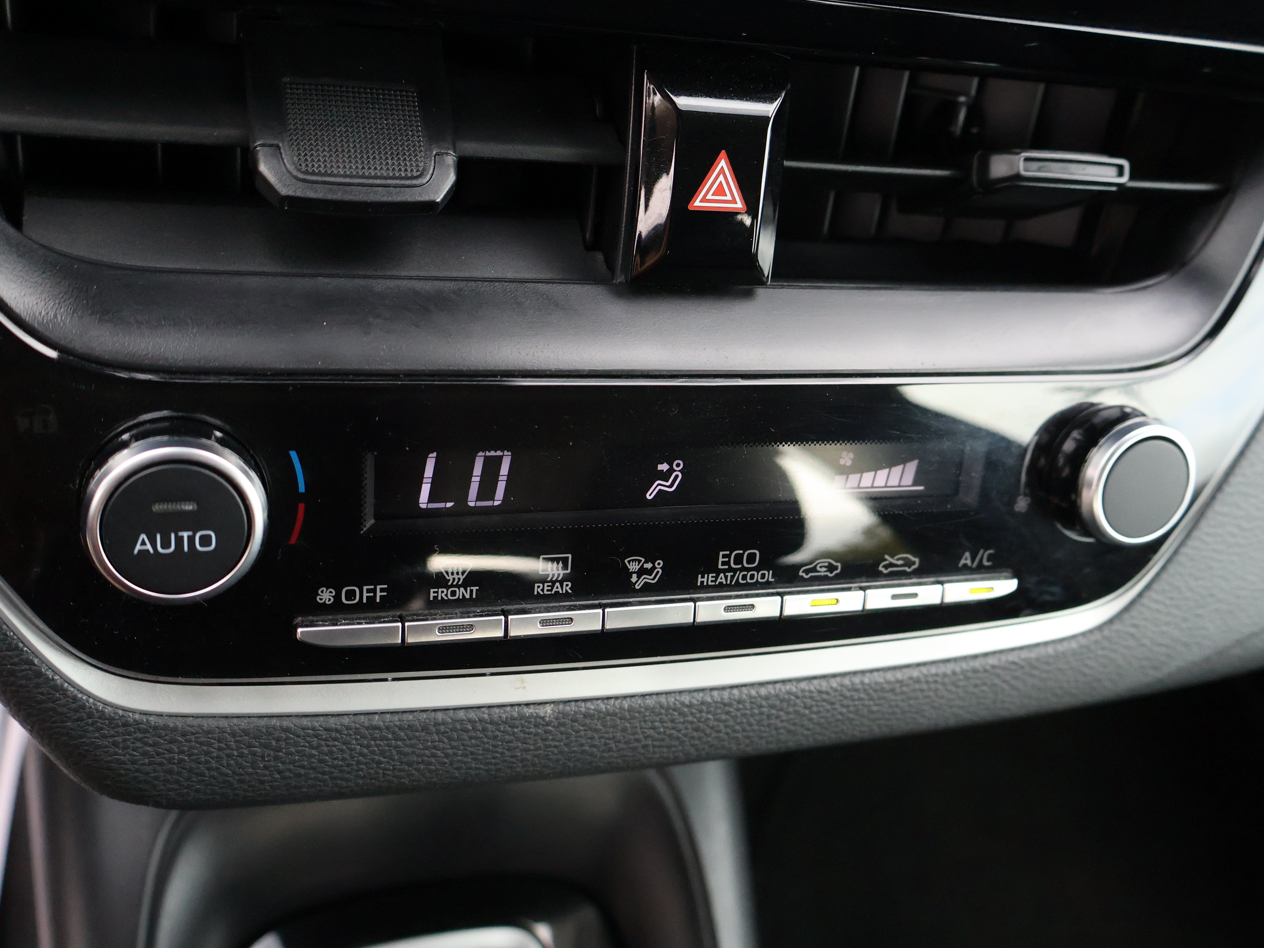 Used 2025 Toyota Corolla LE FWD image 23