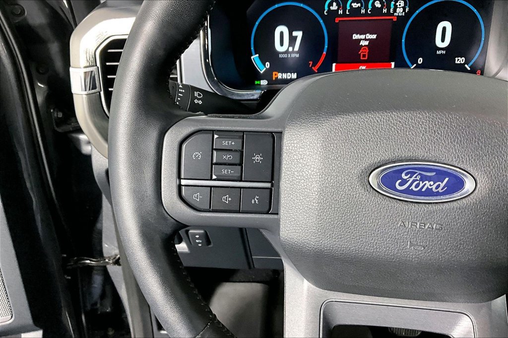 Used 2023 Ford F150 Lariat w/ Max Trailer Tow Package AWD/4WD image 18
