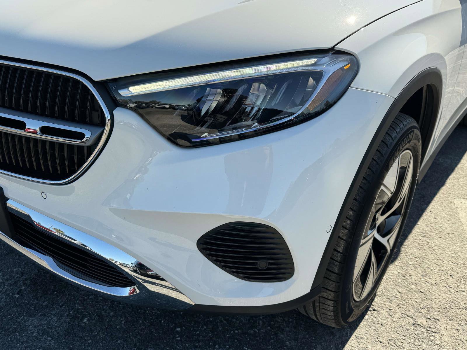 Used 2024 Mercedes-Benz GLC 300 4MATIC image 9