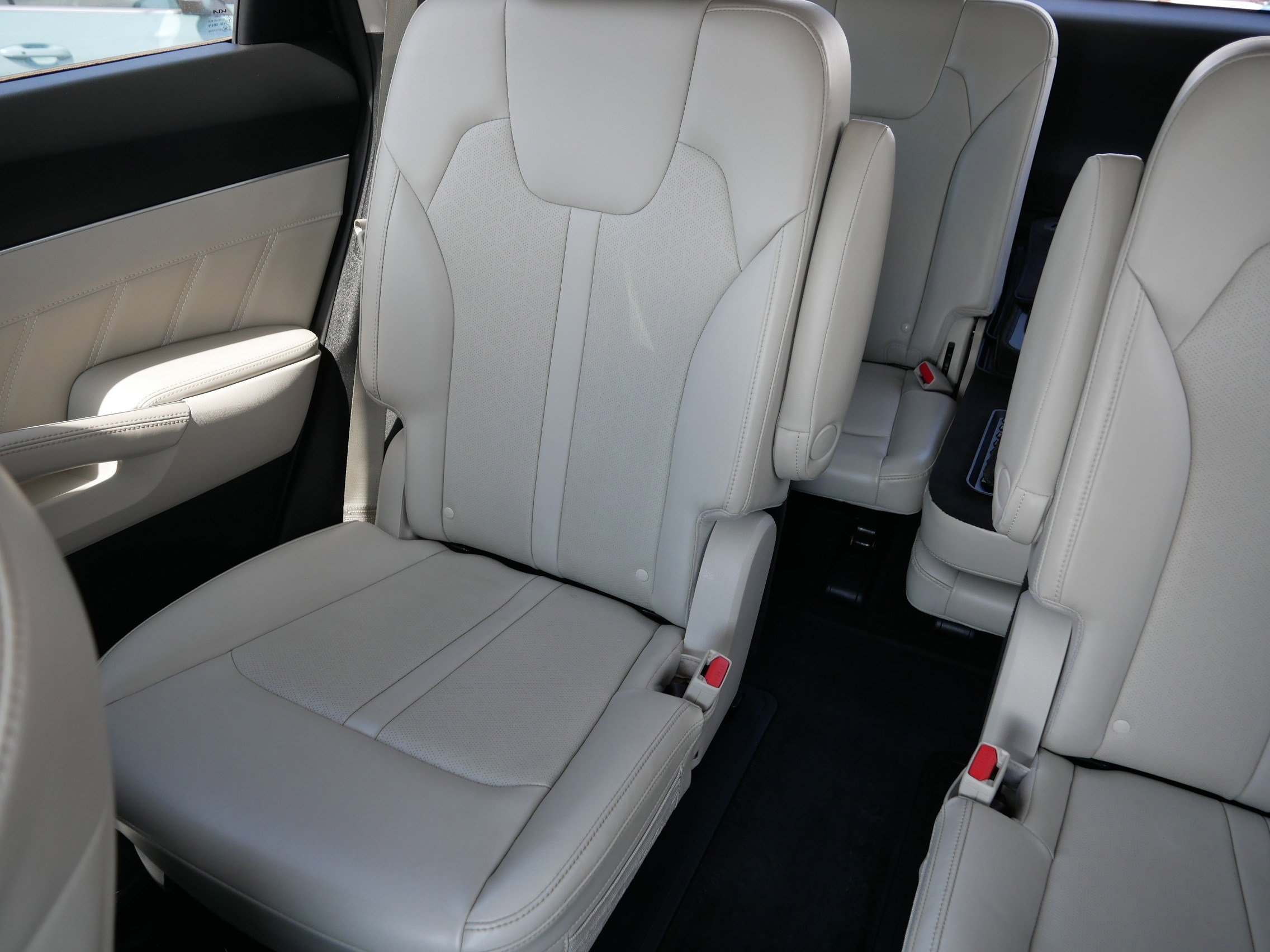 Certified 2023 Kia Sorento SX AWD/4WD image 12